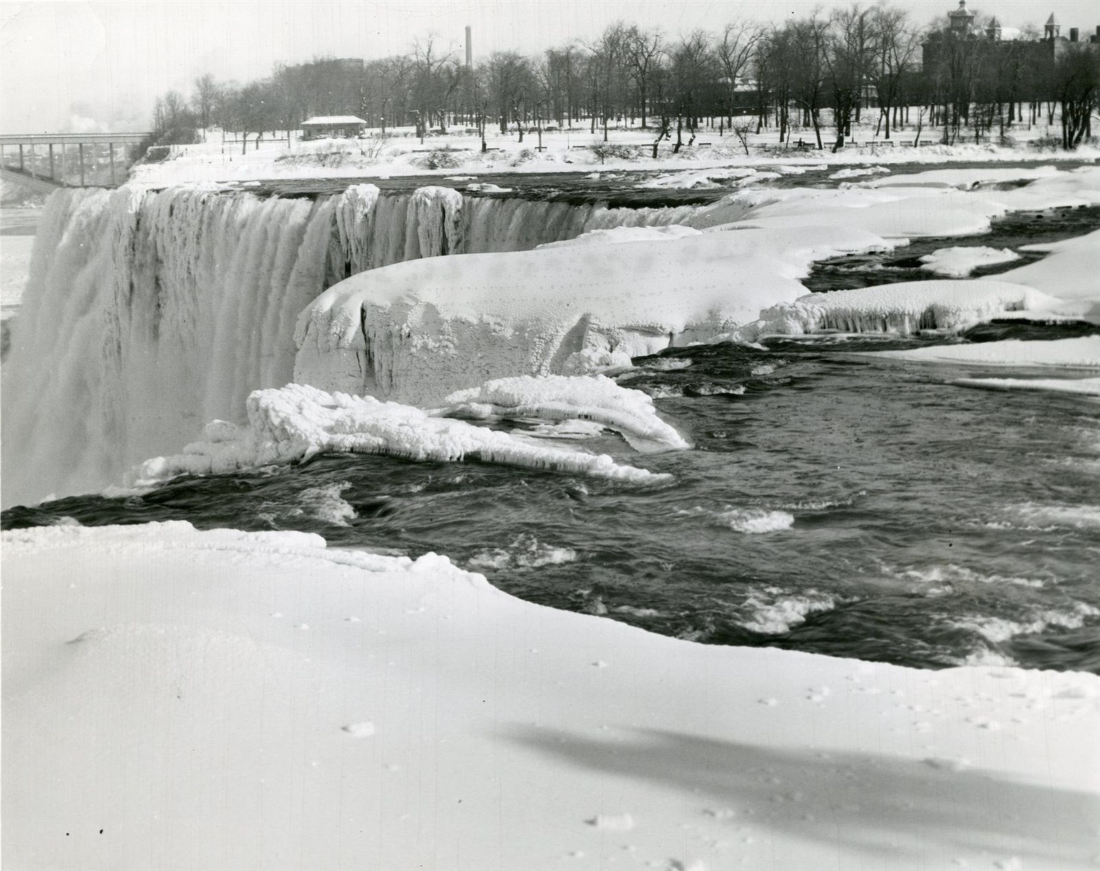 A look back: 300 years of Niagara Falls